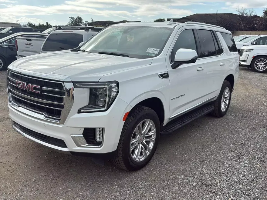 2021 Gmc Yukon SLT photo 1