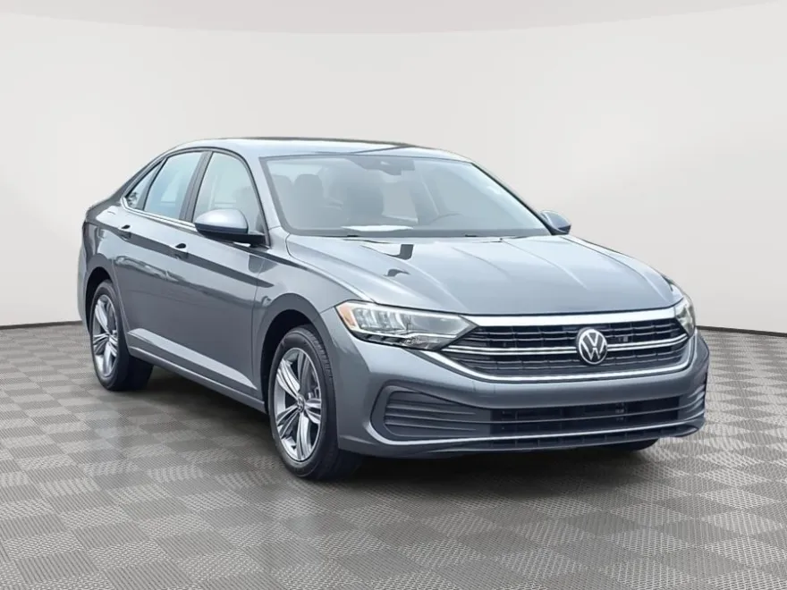 2024 Volkswagen Jetta SE photo 1