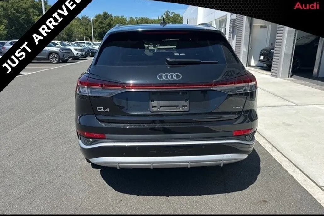 2023 Audi Q4 50 E-tron Premium Plus photo 1