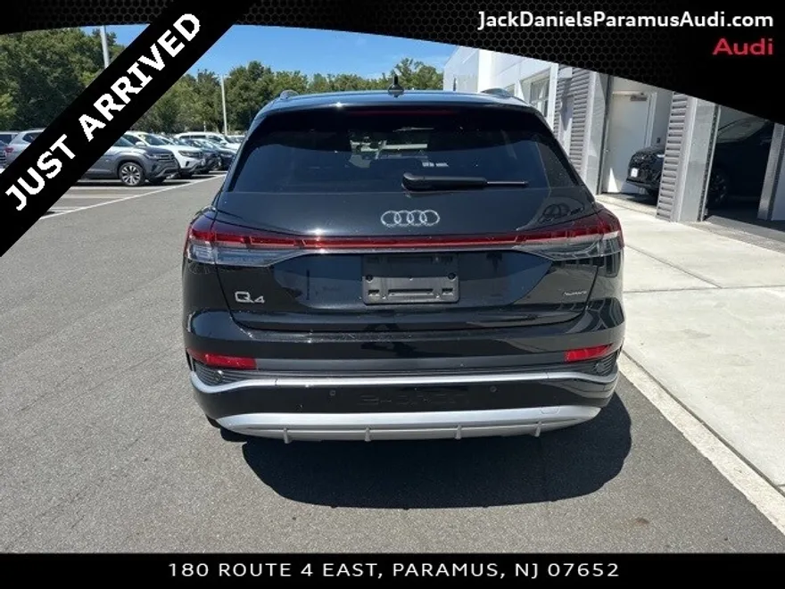 2023 Audi Q4 50 E-tron Premium Plus photo 1