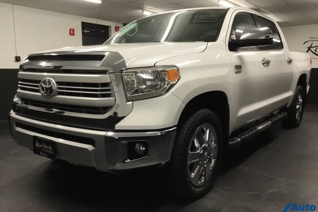 2014 Toyota Tundra Platinum photo 1