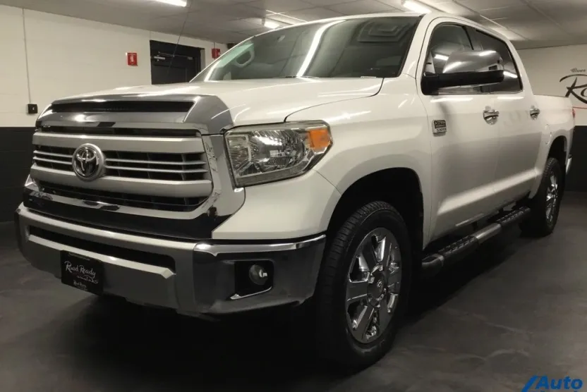 2014 Toyota Tundra Platinum photo 1