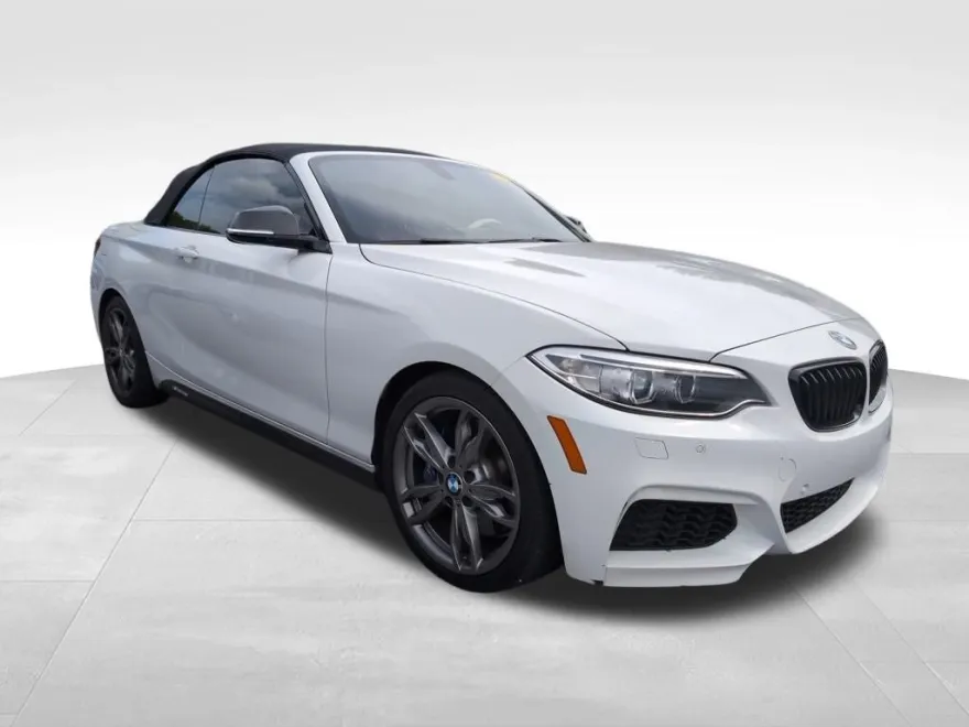 2017 Bmw M240i photo 1