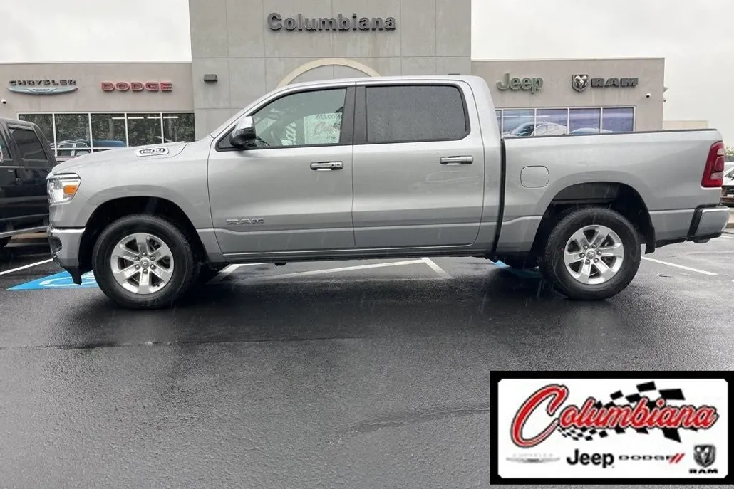 2024 Ram 1500 Laramie photo 1