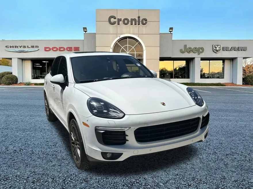 2018 Porsche Cayenne Platinum Edition photo 1