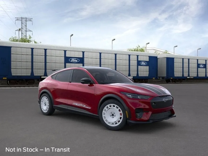 2025 Ford Mustang Mach-E GT photo 1