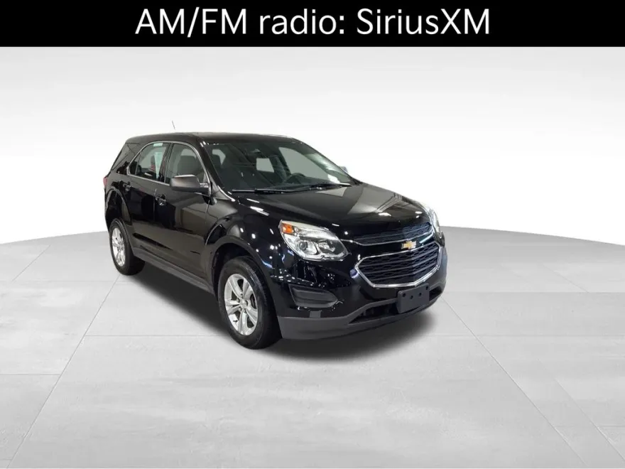 2017 Chevrolet Equinox LS photo 1