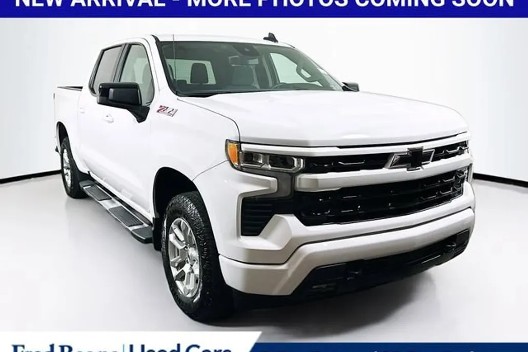 2023 Chevrolet Silverado 1500 RST photo 1