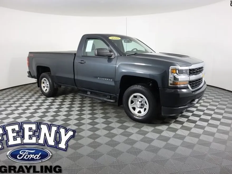 2018 Chevrolet Silverado 1500 photo 1
