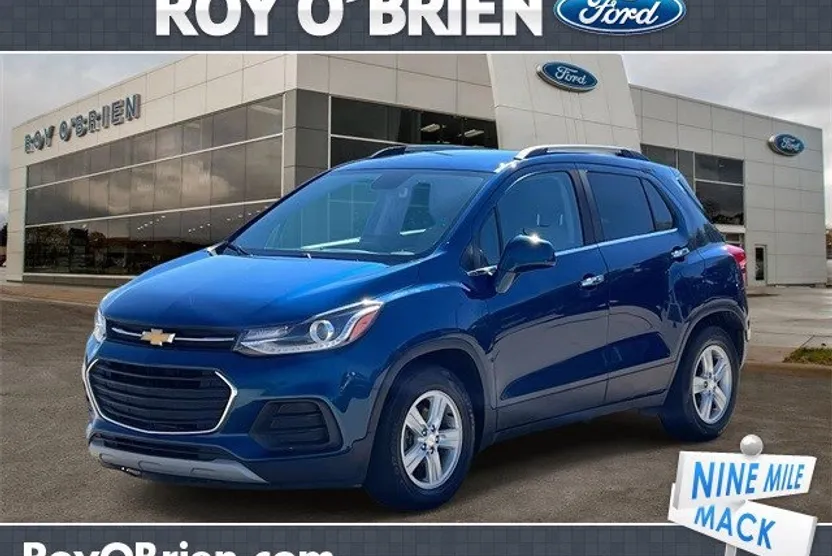 2020 Chevrolet Trax LT photo 1