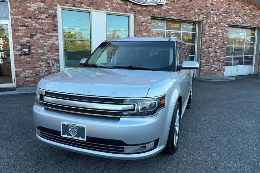 2017 Ford Flex Limited photo 1