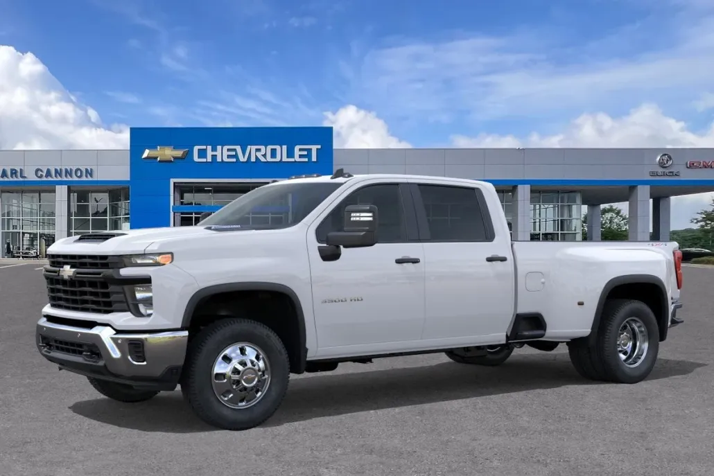 2026 Chevrolet Silverado 3500HD photo 1