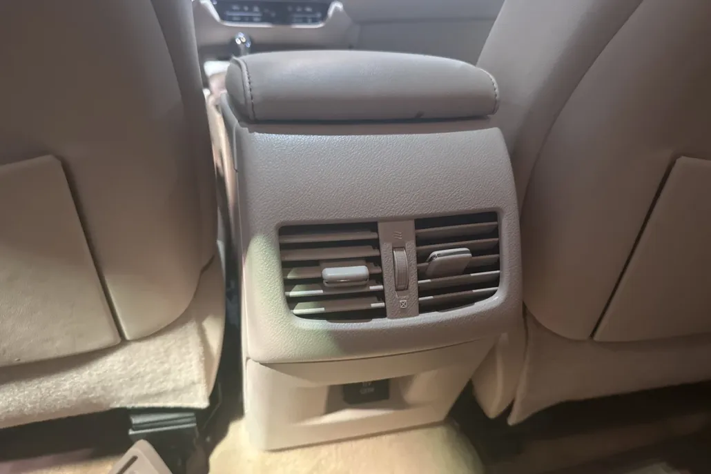2014 Lexus ES 350 photo 1