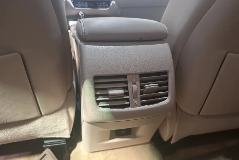 2014 Lexus ES 350 photo 1