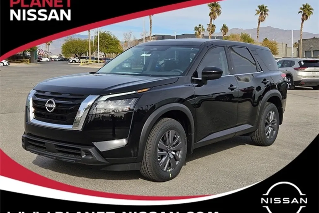 2025 Nissan Pathfinder S photo 1