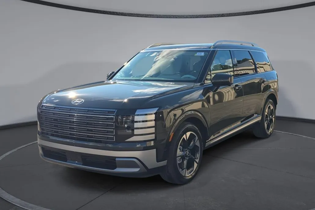2026 Hyundai Palisade Limited photo 1