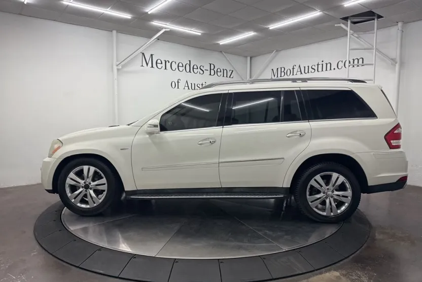 2011 Mercedes Benz GL 350 photo 1