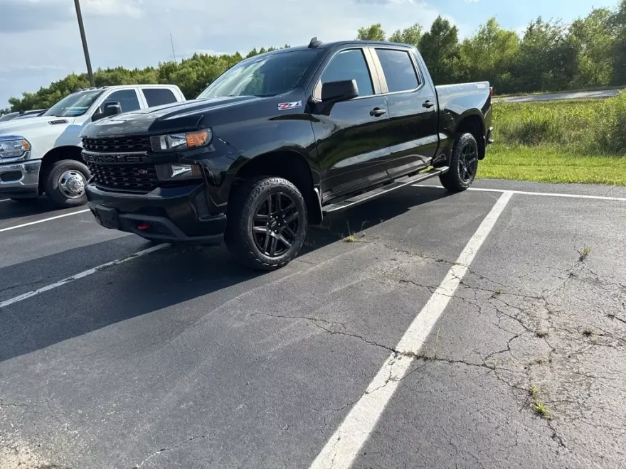 2021 Chevrolet Silverado 1500 Custom Trail Boss photo 1