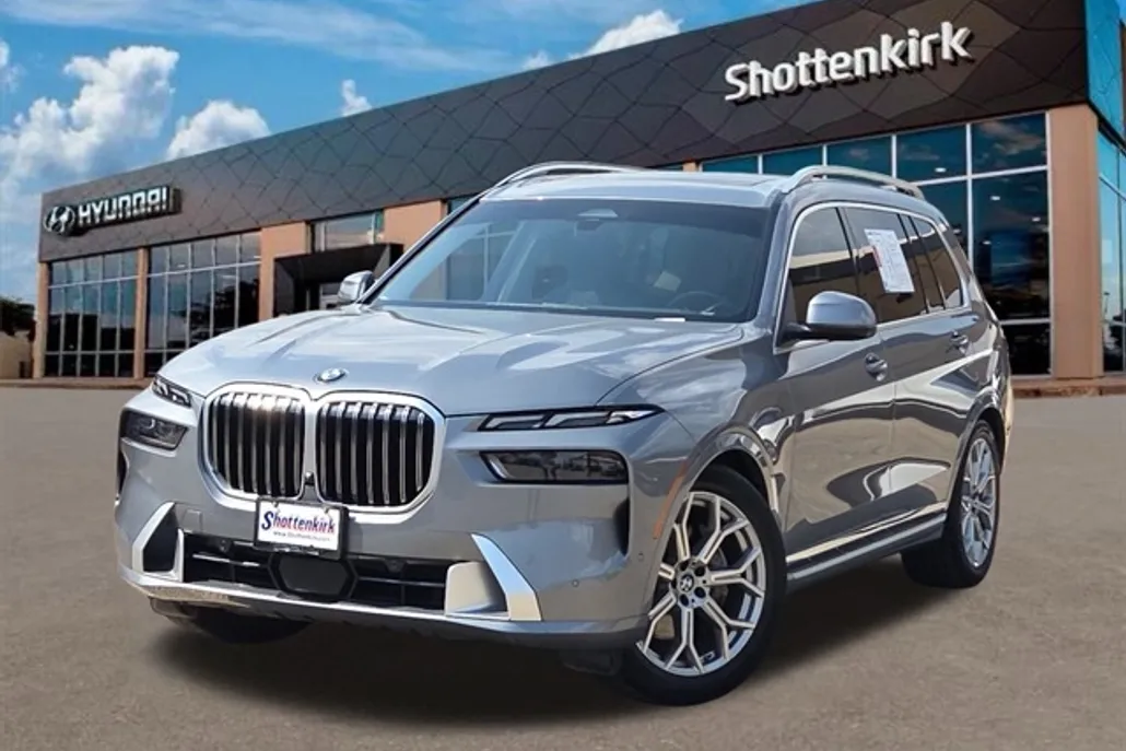 2023 Bmw X7 xDrive40i photo 1