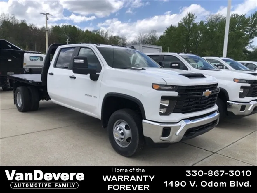2025 Chevrolet Silverado 3500HD Work Truck photo 1