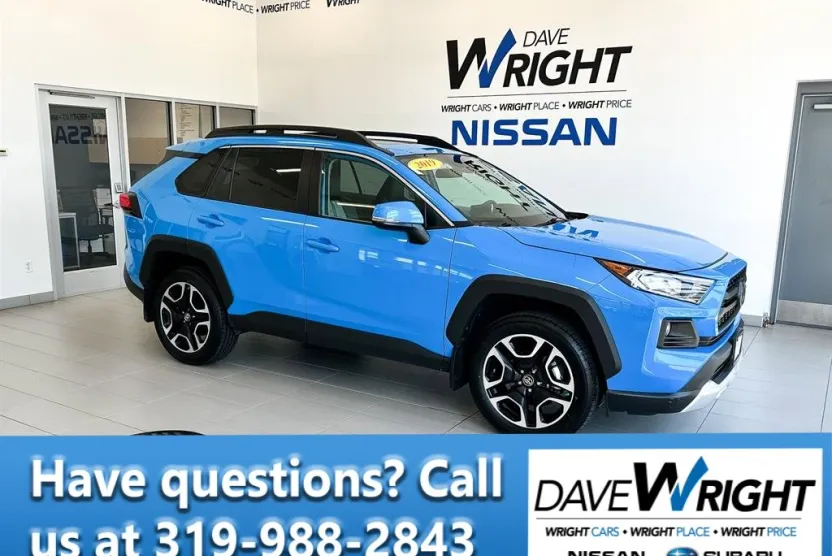 2019 Toyota RAV4 Adventure photo 1