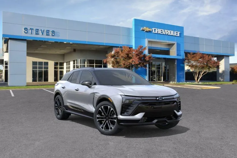 2026 Chevrolet Blazer EV photo 1