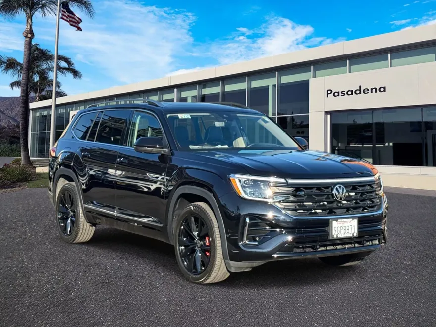 2024 Volkswagen Atlas SEL Premium R-Line photo 1
