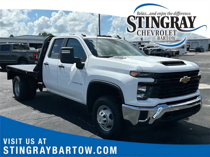 2024 Chevrolet Silverado 3500HD photo 1