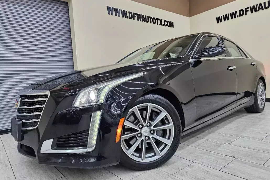 2018 Cadillac CTS Luxury photo 1