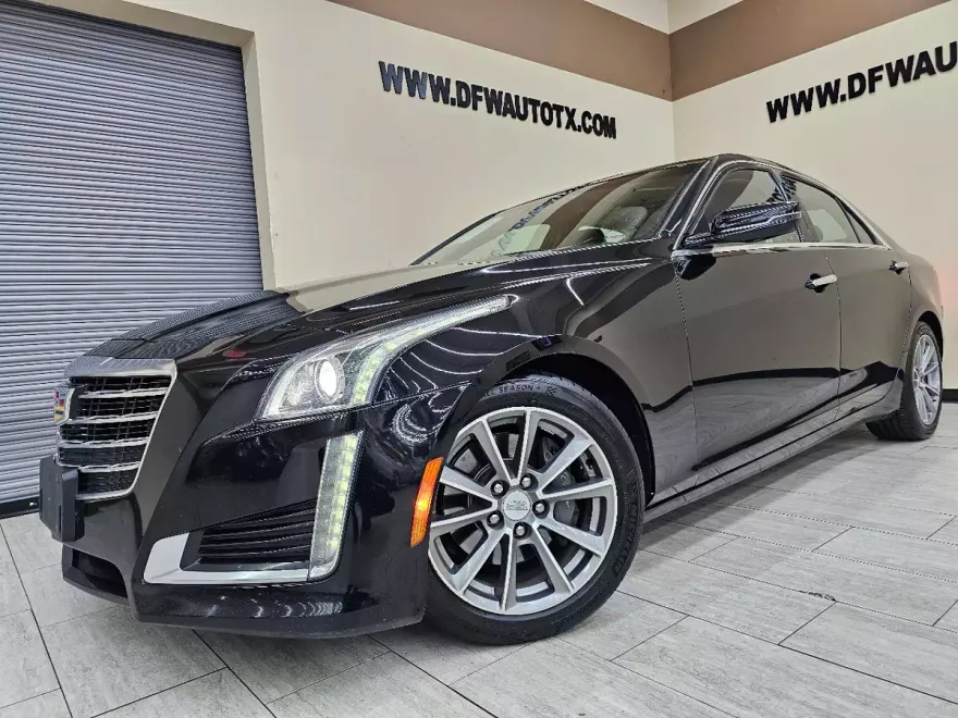 2018 Cadillac CTS Luxury photo 1