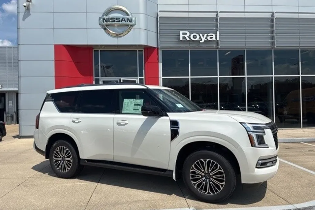 2026 Nissan Armada Platinum photo 1