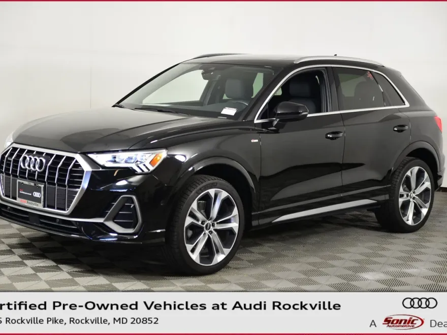 2021 Audi Q3 S line Premium Plus photo 1