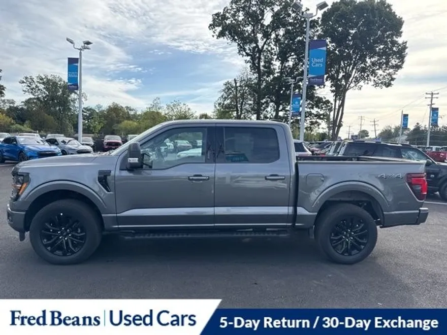 2024 Ford F-150 XLT photo 1