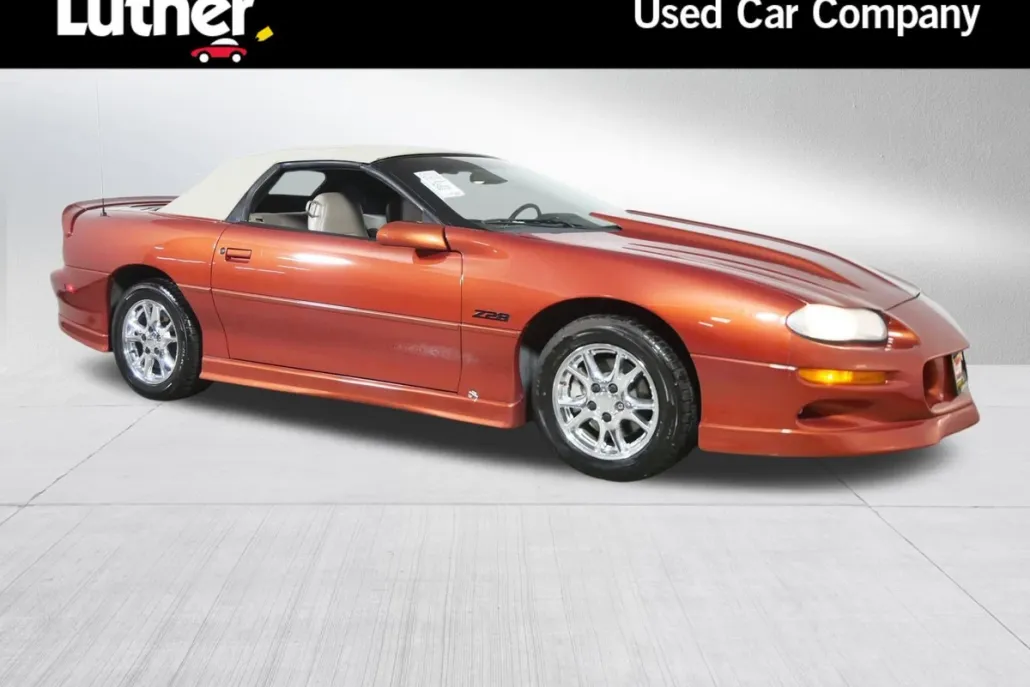 2002 Chevrolet Camaro Sport Coupe photo 1