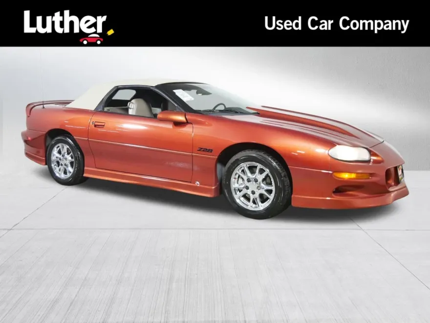 2002 Chevrolet Camaro Sport Coupe photo 1
