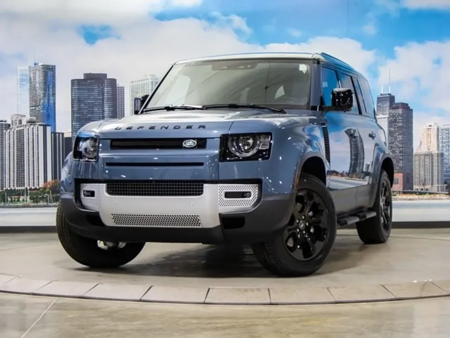 2025 Land Rover Defender 110 S photo 1