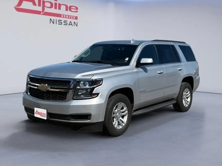 2019 Chevrolet Tahoe LT photo 1