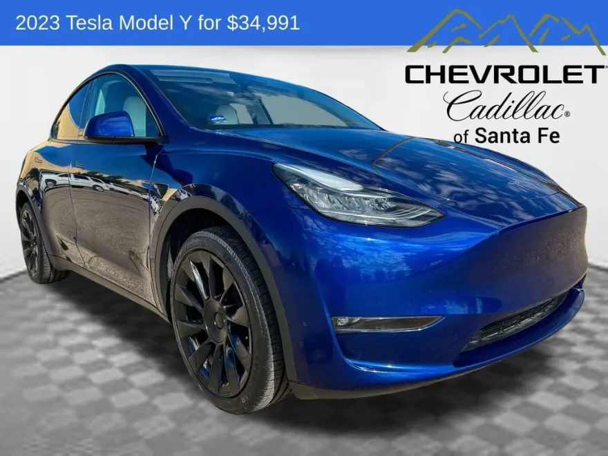 2023 Tesla Model Y Long Range photo 1