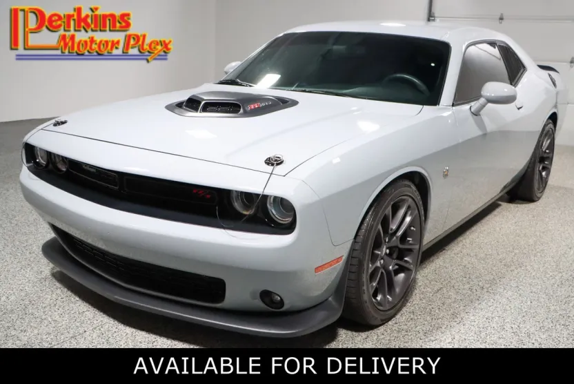 2021 Dodge Challenger R/T Scat Pack photo 1