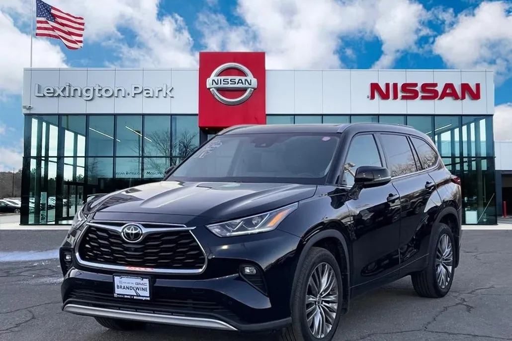 2020 Toyota Highlander Platinum photo 1