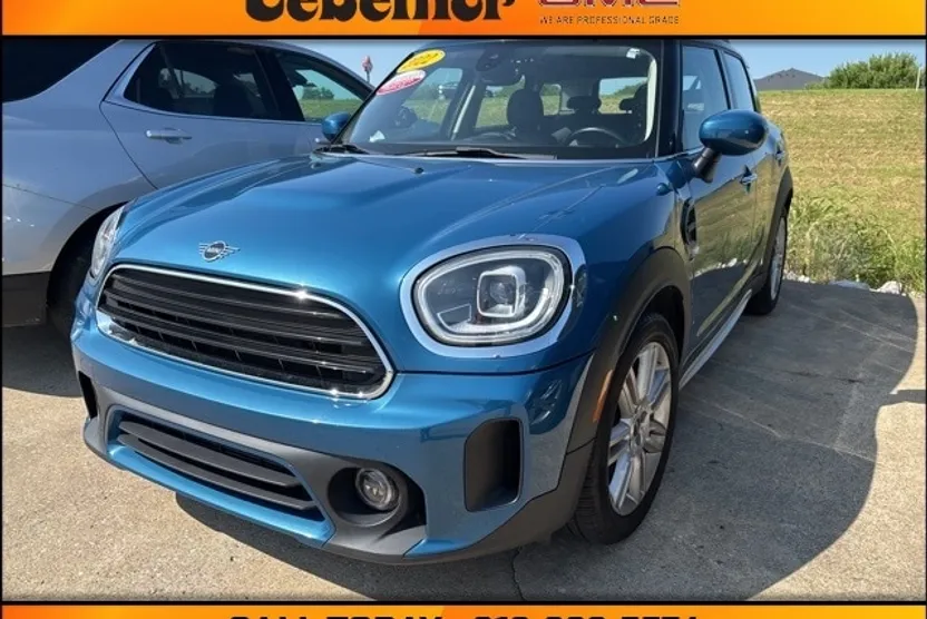 2022 Mini Countryman Oxford Edition photo 1