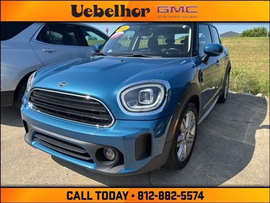 2022 Mini Countryman Oxford Edition photo 1