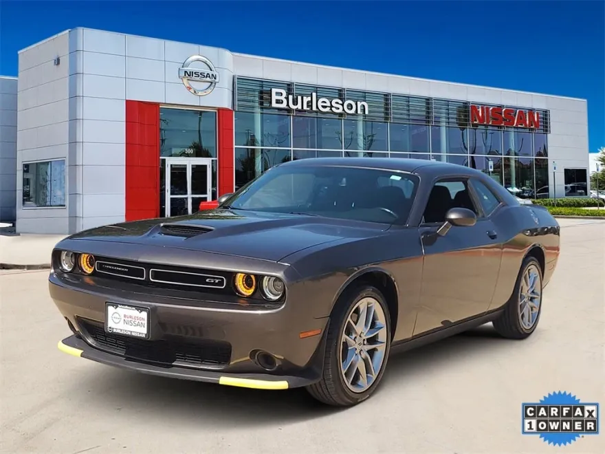 2023 Dodge Challenger GT photo 1