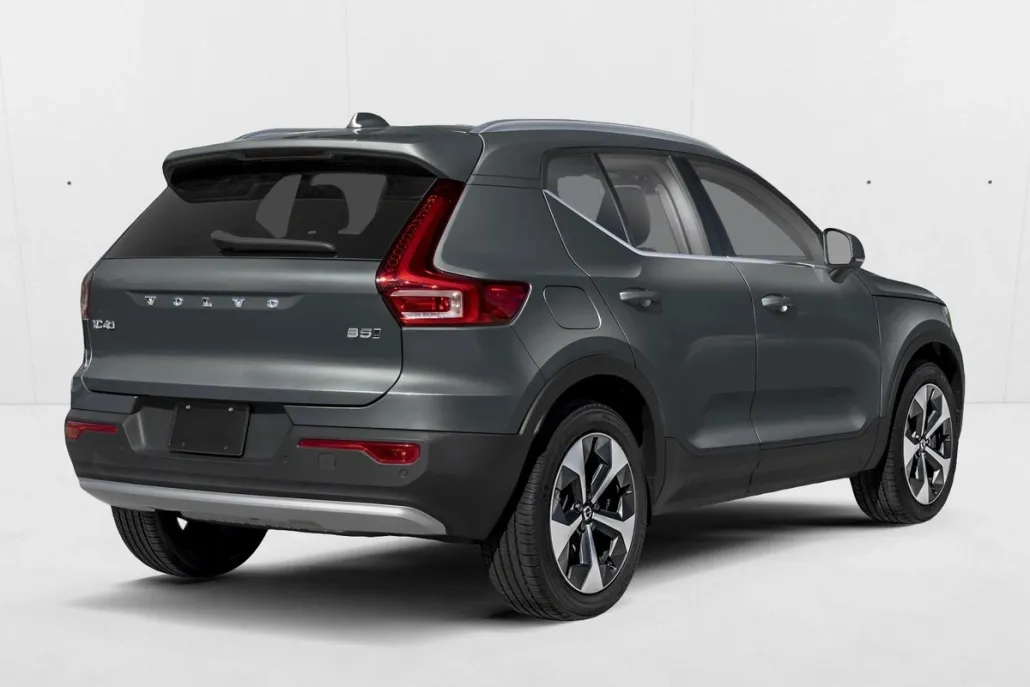 2026 Volvo XC40 Plus photo 1