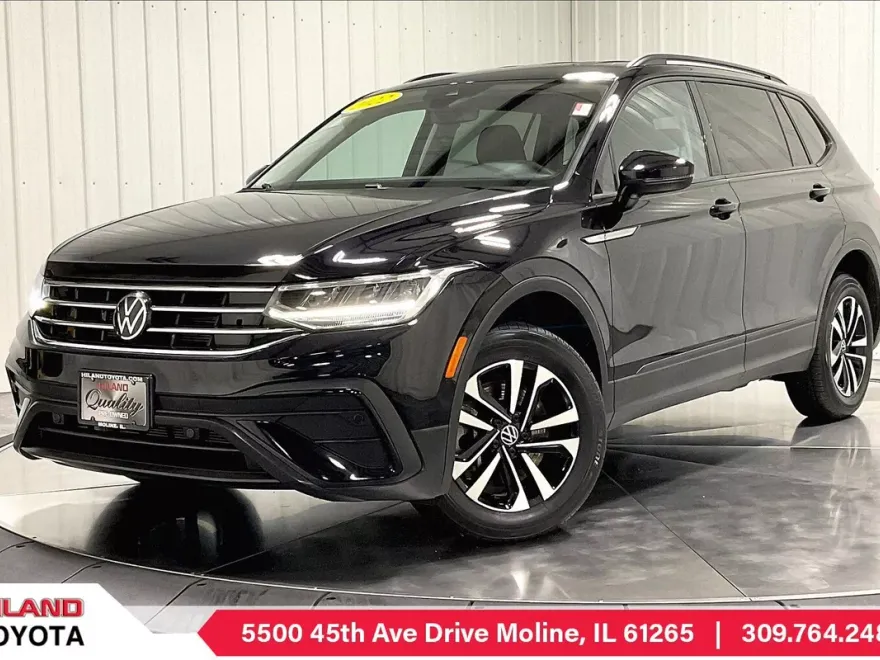 2022 Volkswagen Tiguan S photo 1