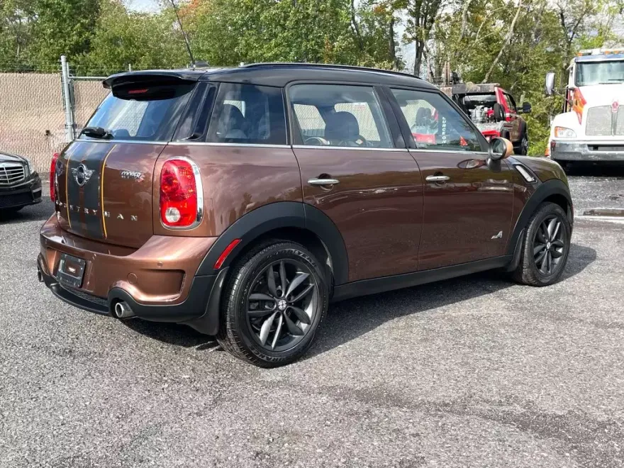 2014 Mini Countryman S ALL4 photo 1