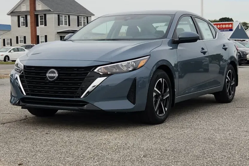 2025 Nissan Sentra SV photo 1