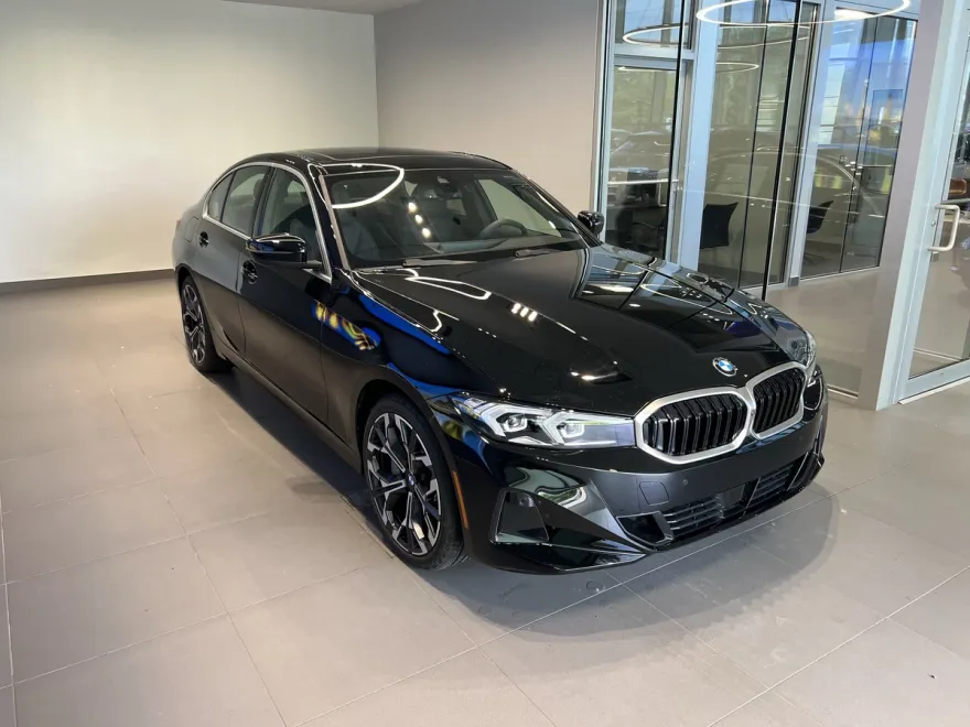 2025 Bmw 330i xDrive Sedan photo 1