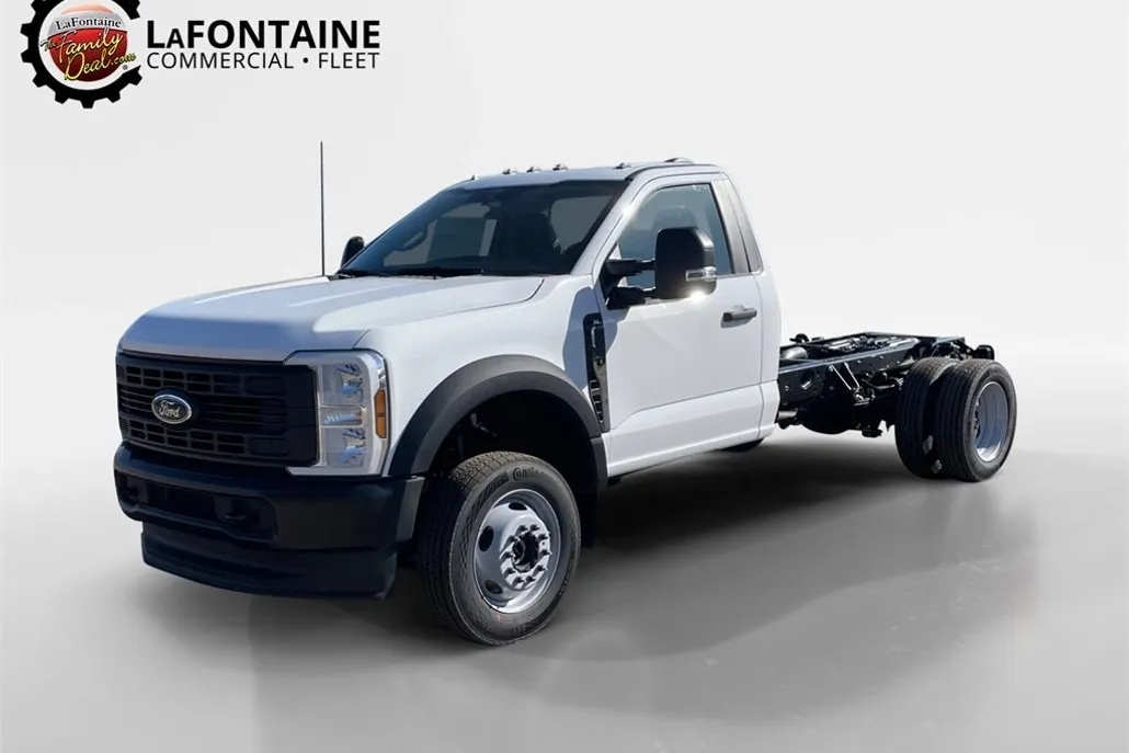 2024 Ford F-550 photo 1