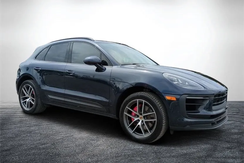 2022 Porsche Macan S photo 1